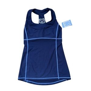 Sail To Sable Active top with built in bra